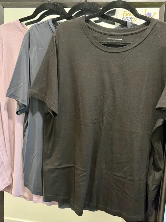 LOT OF 3 - Universal Standard Tee Rex Crew Neck Tee Shirt - US Size M (~18/20) - Picture 3 of 9